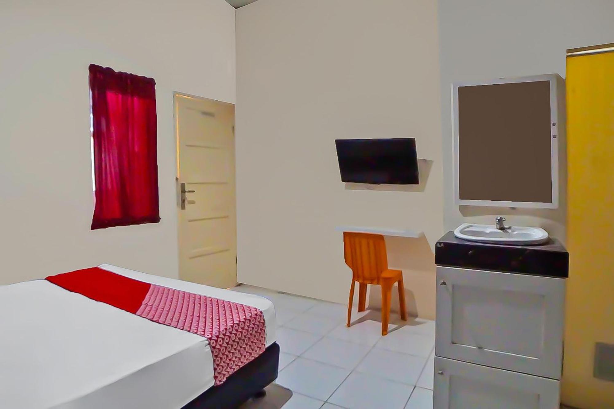 Oyo 92342 Hotel Batik Traveller Medan Exteriér fotografie